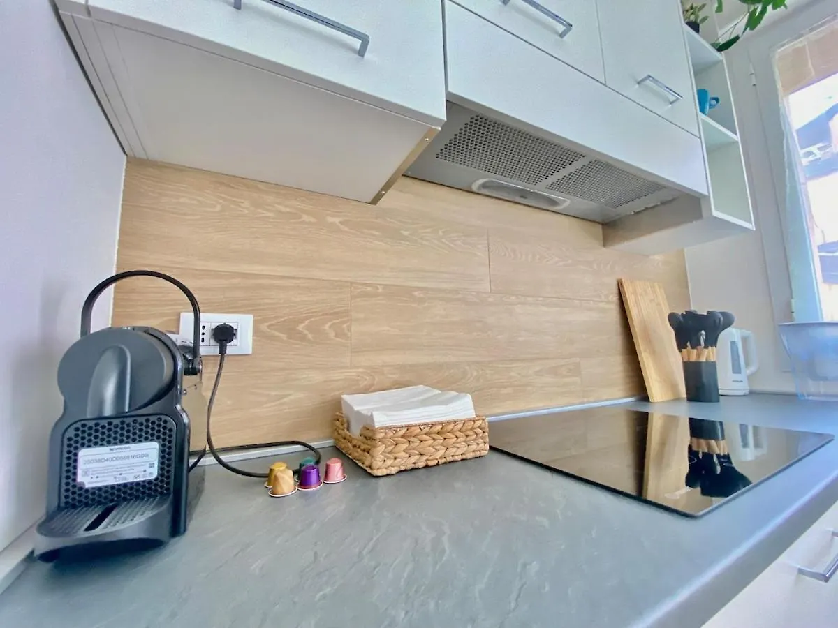 Apartamento Sweet House In The Heart Of Bolonia 0*,  Italia
